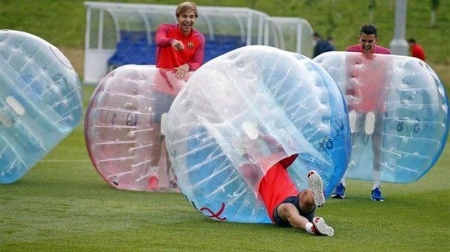 ¡Para morirse de risa! El Barcelona tuvo un insólito entrenamiento
